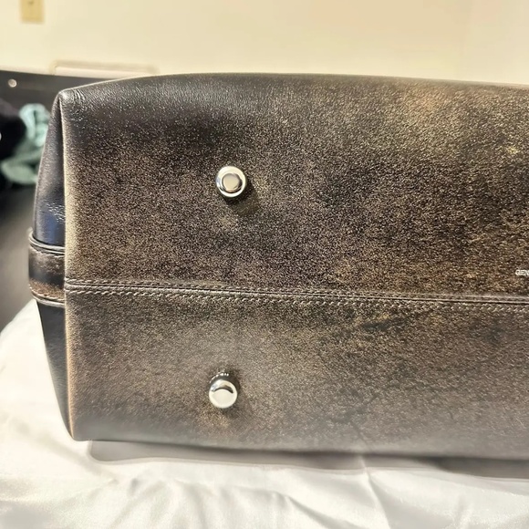 Coach Empire 40 Loved Leather - Picture 9 of 10